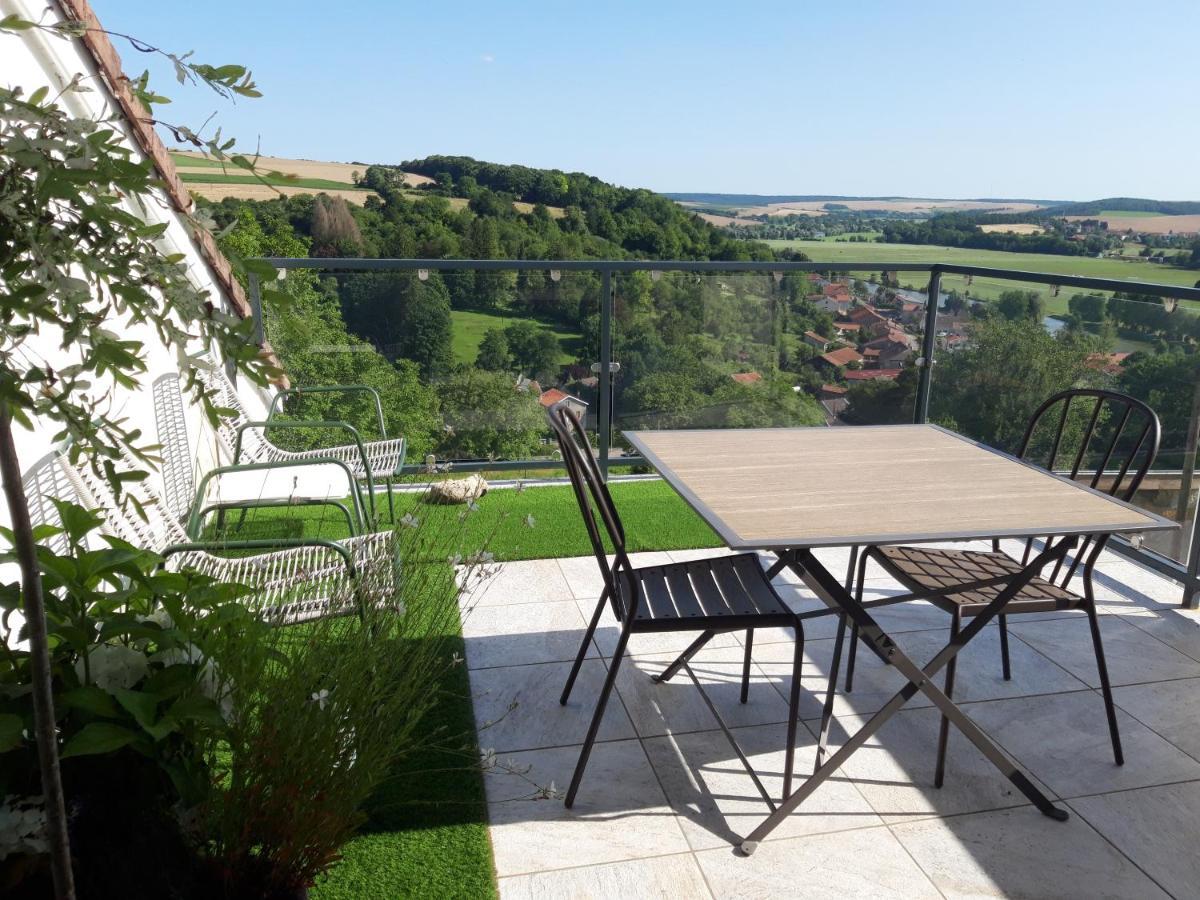 B&B Chez Fouchs - Chambre D'Hotes Dun-sur-Meuse ภายนอก รูปภาพ