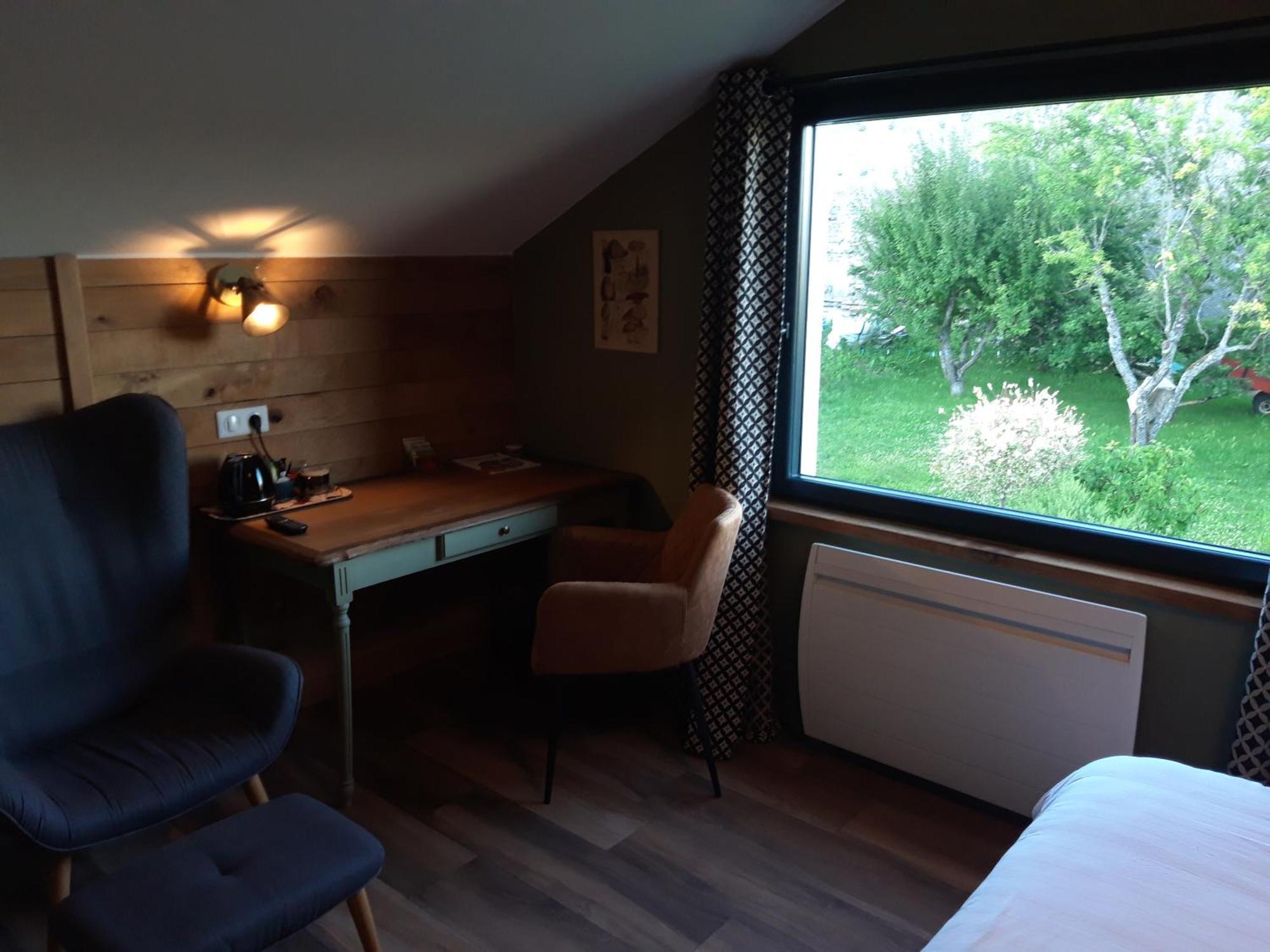 B&B Chez Fouchs - Chambre D'Hotes Dun-sur-Meuse ห้อง รูปภาพ