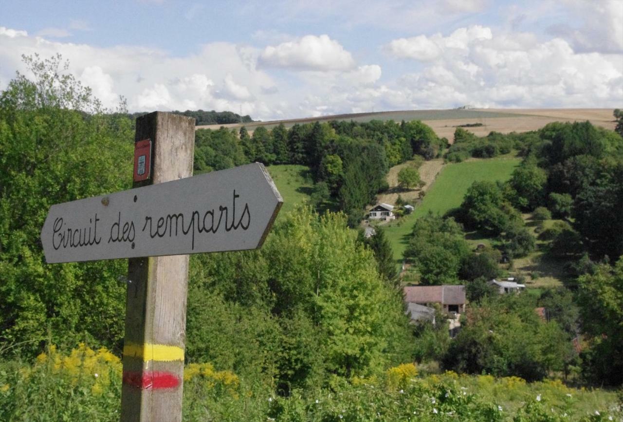 B&B Chez Fouchs - Chambre D'Hotes Dun-sur-Meuse ภายนอก รูปภาพ