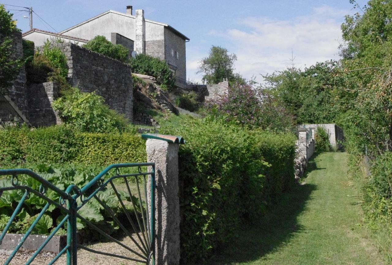 B&B Chez Fouchs - Chambre D'Hotes Dun-sur-Meuse ภายนอก รูปภาพ